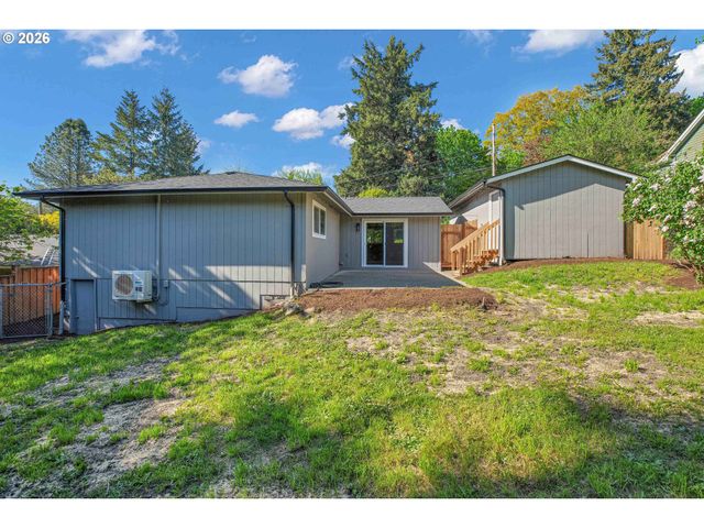 1822 Sw MARIGOLD St, Portland, OR 97219