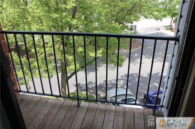 82 Keystone Court, Edison, NJ 08817