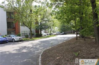 82 Keystone Court, Edison, NJ 08817