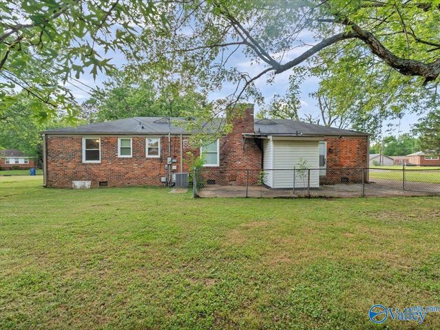 2223 Norris Road NW, Huntsville, AL 35810