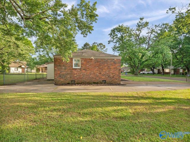 2223 Norris Road NW, Huntsville, AL 35810