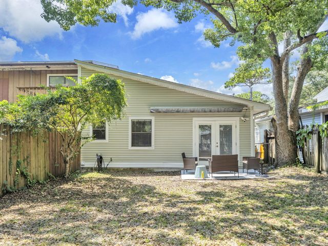 321 Woodham Court, Fort Walton Beach, FL 32547