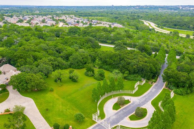 7987 Chartwell Lane, Fort Worth, TX 76120