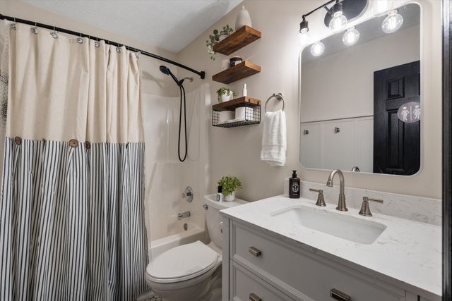 3941 Honeysuckle Way, Chapel Hill, TN 37034