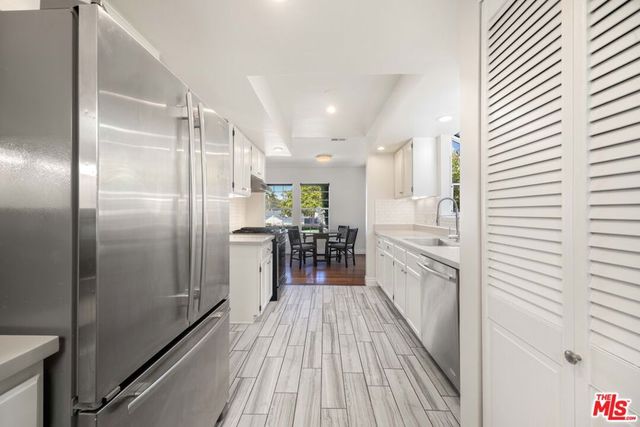 3007 Dahlgren Avenue, Los Angeles, CA 90066