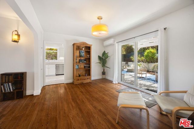 3007 Dahlgren Avenue, Los Angeles, CA 90066