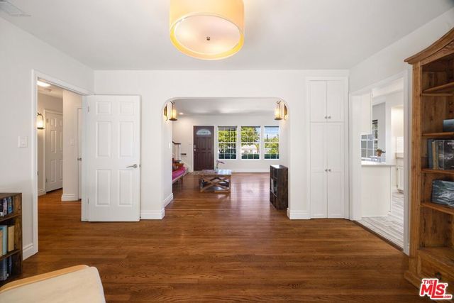 3007 Dahlgren Avenue, Los Angeles, CA 90066
