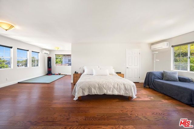 3007 Dahlgren Avenue, Los Angeles, CA 90066