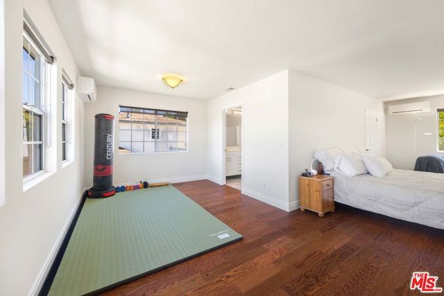 3007 Dahlgren Avenue, Los Angeles, CA 90066
