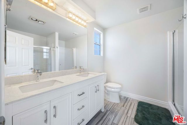 3007 Dahlgren Avenue, Los Angeles, CA 90066