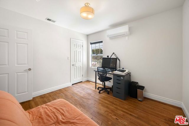 3007 Dahlgren Avenue, Los Angeles, CA 90066