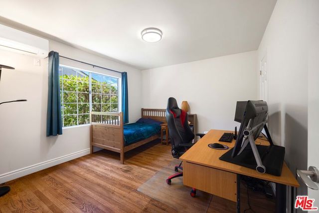 3007 Dahlgren Avenue, Los Angeles, CA 90066