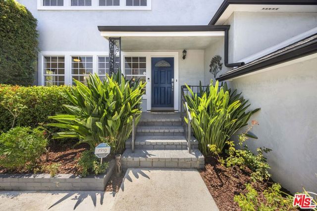 3007 Dahlgren Avenue, Los Angeles, CA 90066