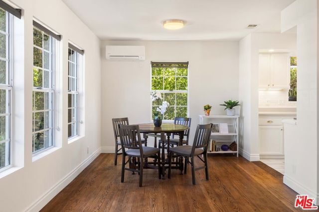 3007 Dahlgren Avenue, Los Angeles, CA 90066