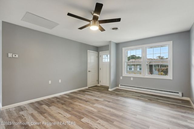 46 Keene Street, Whiting, NJ 08759