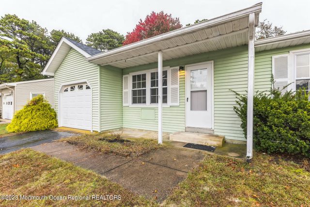 46 Keene Street, Whiting, NJ 08759