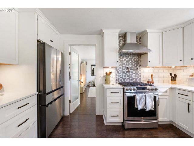 14295 Sw RED HAVEN Dr, Beaverton, OR 97008