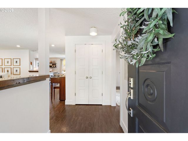 14295 Sw RED HAVEN Dr, Beaverton, OR 97008