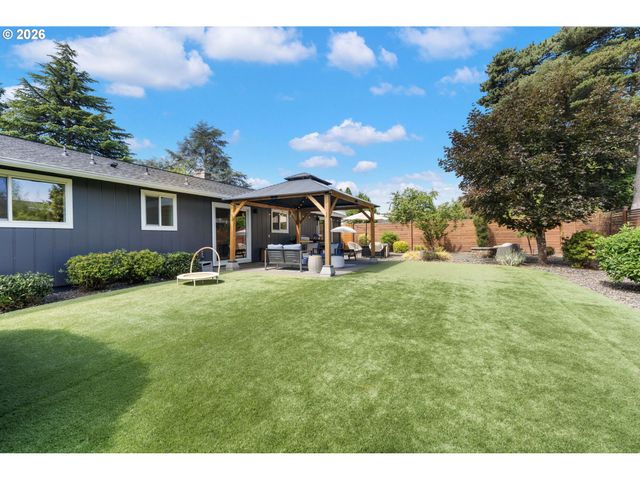 14295 Sw RED HAVEN Dr, Beaverton, OR 97008