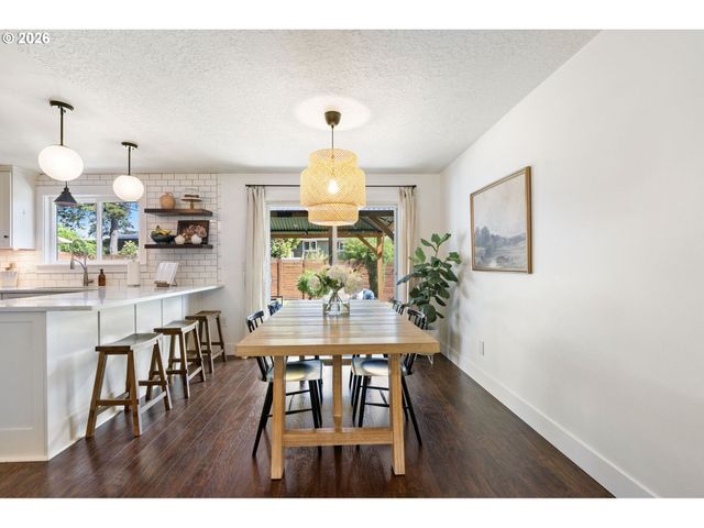 14295 Sw RED HAVEN Dr, Beaverton, OR 97008