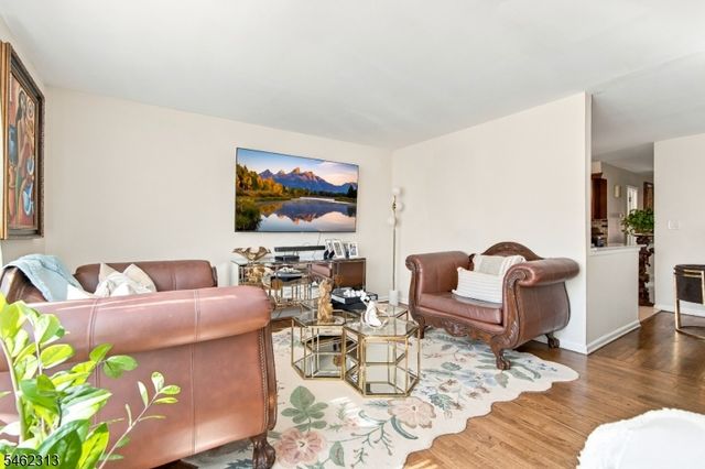 46 Grace St, Jersey City, NJ 07307