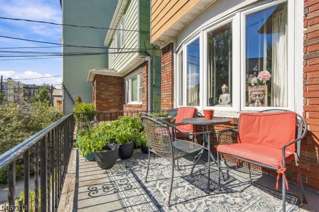 46 Grace St, Jersey City, NJ 07307 — photo 3