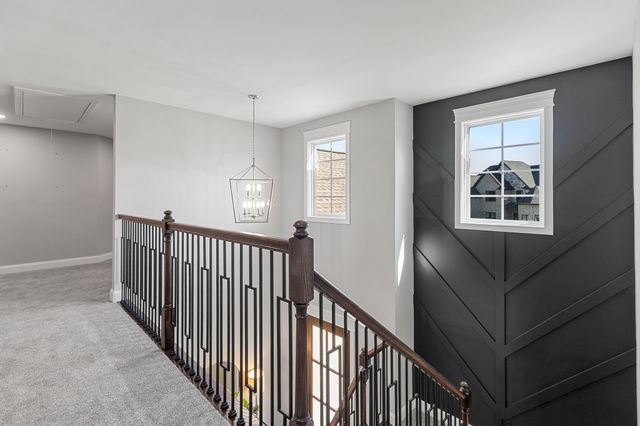 553 Bowden Dr, Clarksville, TN 37043