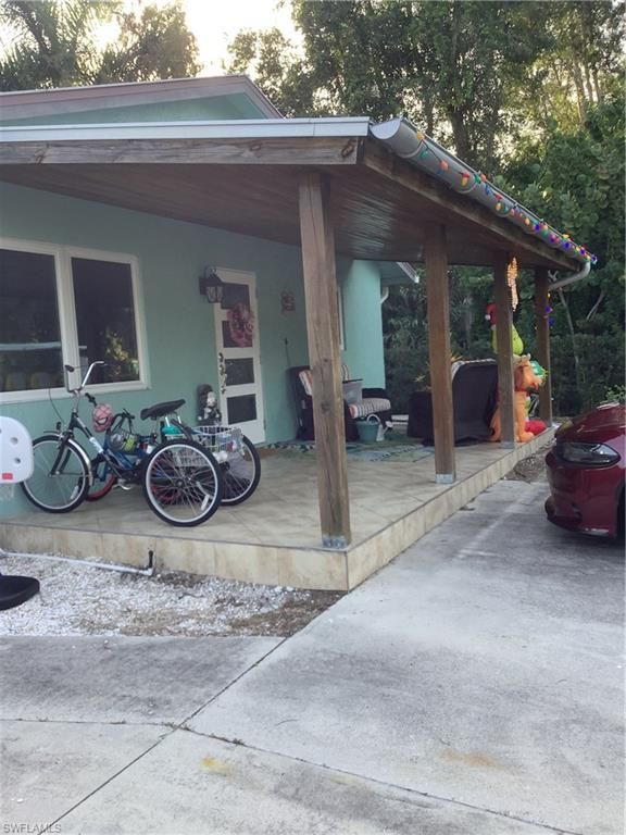 2966 Andrews AVE, Naples, FL 34112