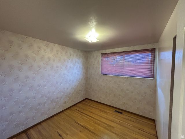8859 W HELEN DR, Magna, UT 84044