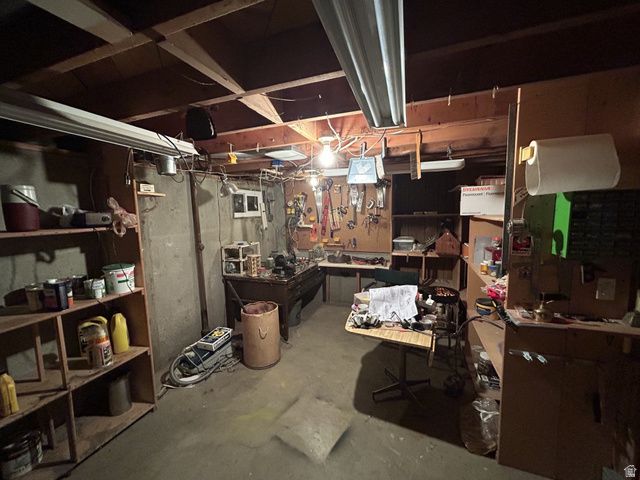 8859 W HELEN DR, Magna, UT 84044