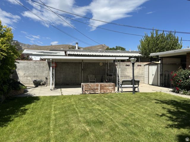 8859 W HELEN DR, Magna, UT 84044