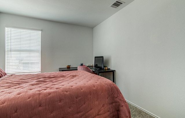 17719 DOCKERY DR, Elgin, TX 78621