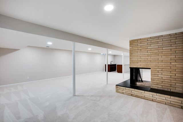 2726 N Fountain Avenue, Wichita, KS 67220