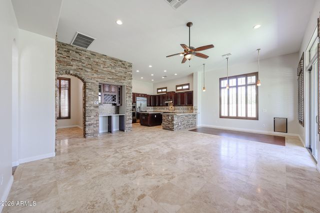 31621 N 19TH Avenue, Phoenix, AZ 85085