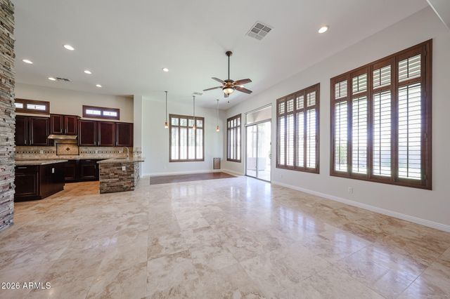 31621 N 19TH Avenue, Phoenix, AZ 85085