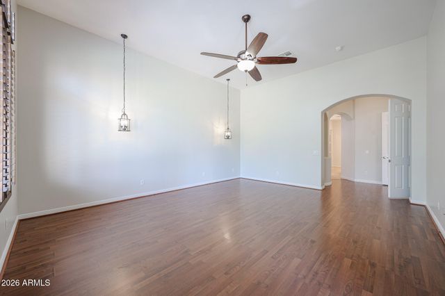 31621 N 19TH Avenue, Phoenix, AZ 85085