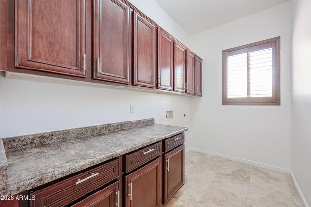 31621 N 19TH Avenue, Phoenix, AZ 85085