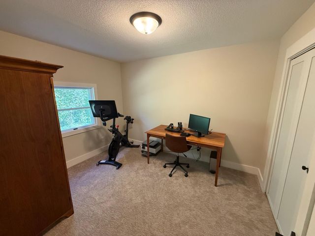 157 Ideal Avenue N, Mahtomedi, MN 55115