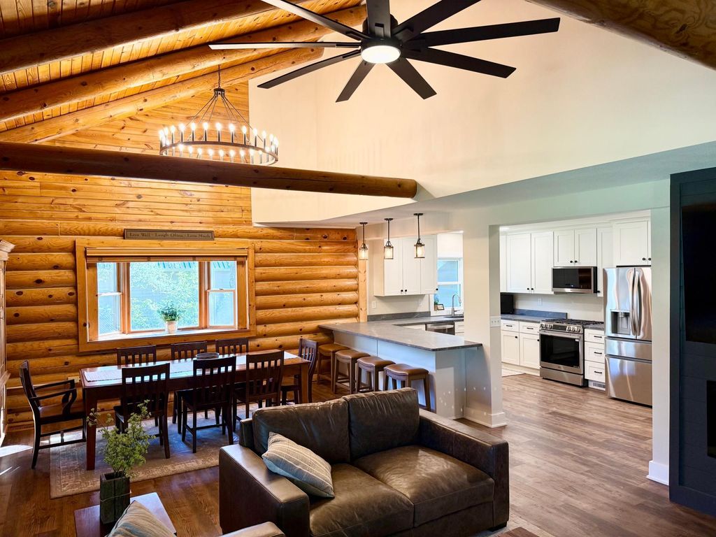 157 Ideal Avenue N, Mahtomedi, MN 55115 — photo 2