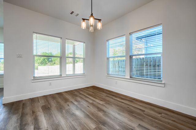 3323 Howard Street, Fort Worth, TX 76119