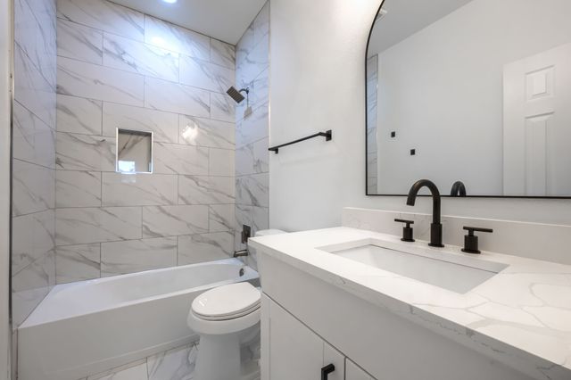3323 Howard Street, Fort Worth, TX 76119
