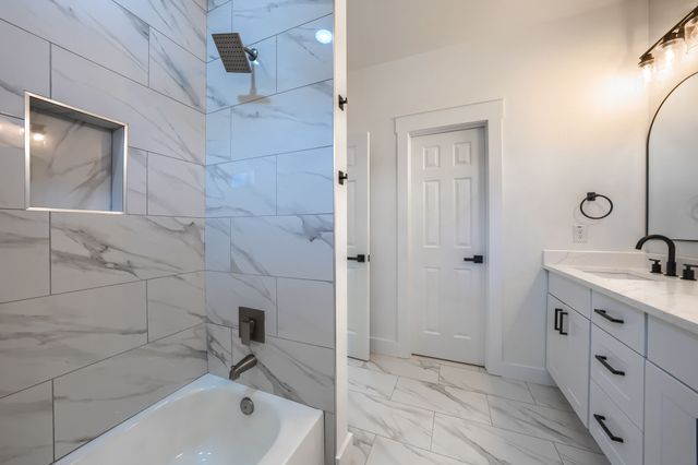 3323 Howard Street, Fort Worth, TX 76119