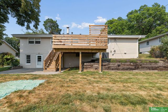 1714 Bowie Drive, Omaha, NE 68114