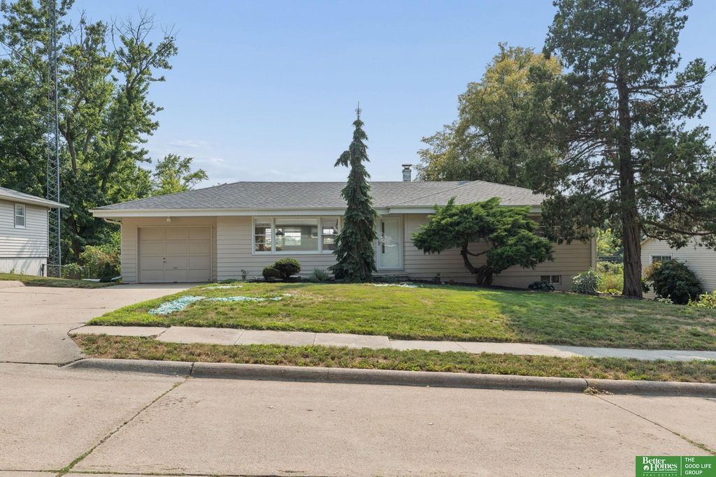 1714 Bowie Drive, Omaha, NE 68114