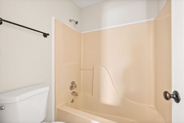 3247 Tower Dr Apt E, Clarksville, TN 37042