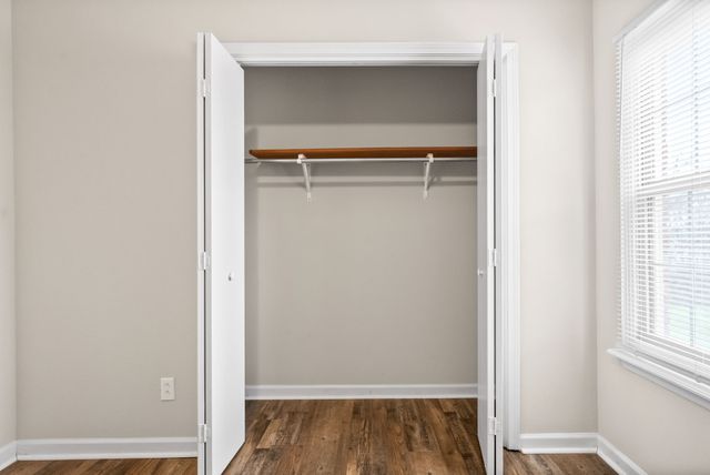 3247 Tower Dr Apt E, Clarksville, TN 37042