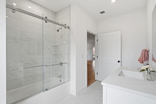 66 Tileston St 6, Everett, MA 02149