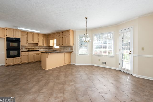 4620 Hadley Place, Snellville, GA 30039