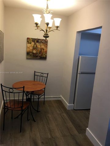 125 Edgewater Dr 7, Coral Gables, FL 33133