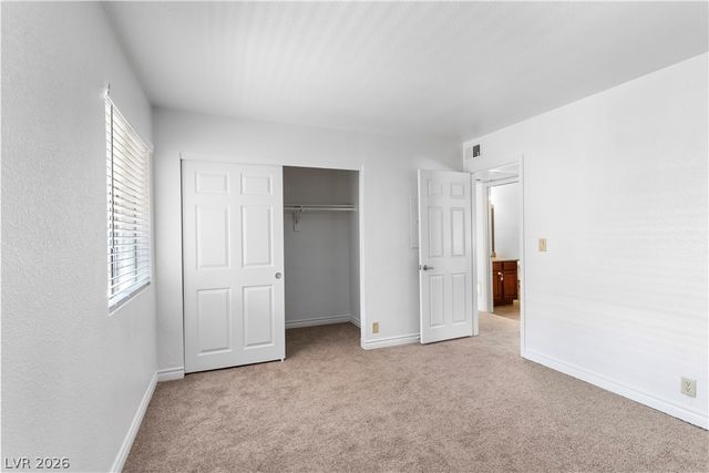 4370 Sandy River Drive 24, Las Vegas, NV 89103